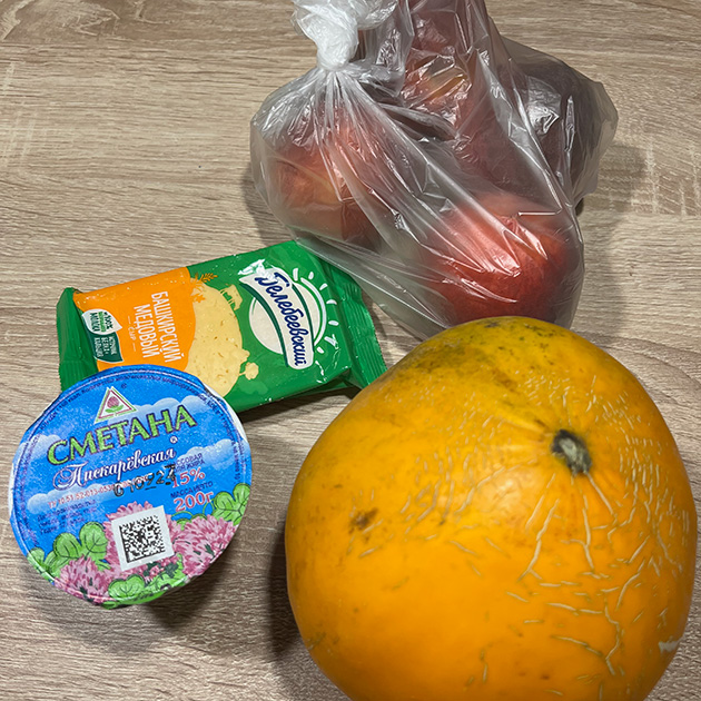 Ловим последние деньки, чтобы побаловаться вкусными фруктами на ужин