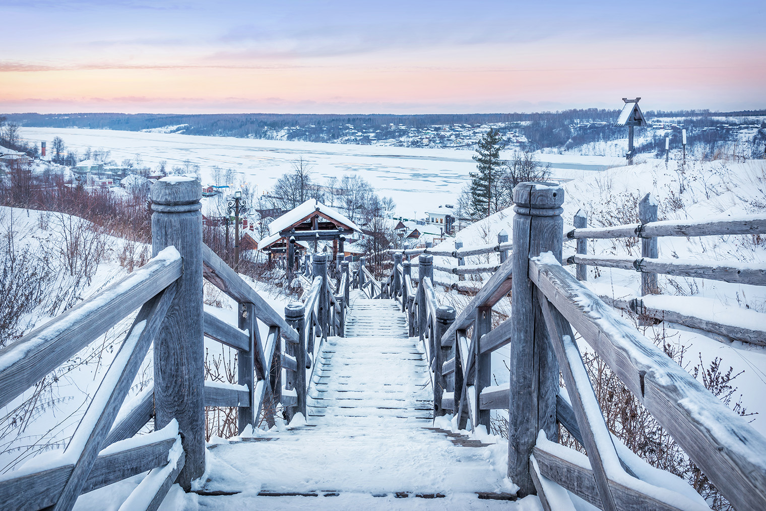 Лестница на гору Левитана в Плесе. Фотография: Baturina Yuliya / Shutterstock / FOTODOM