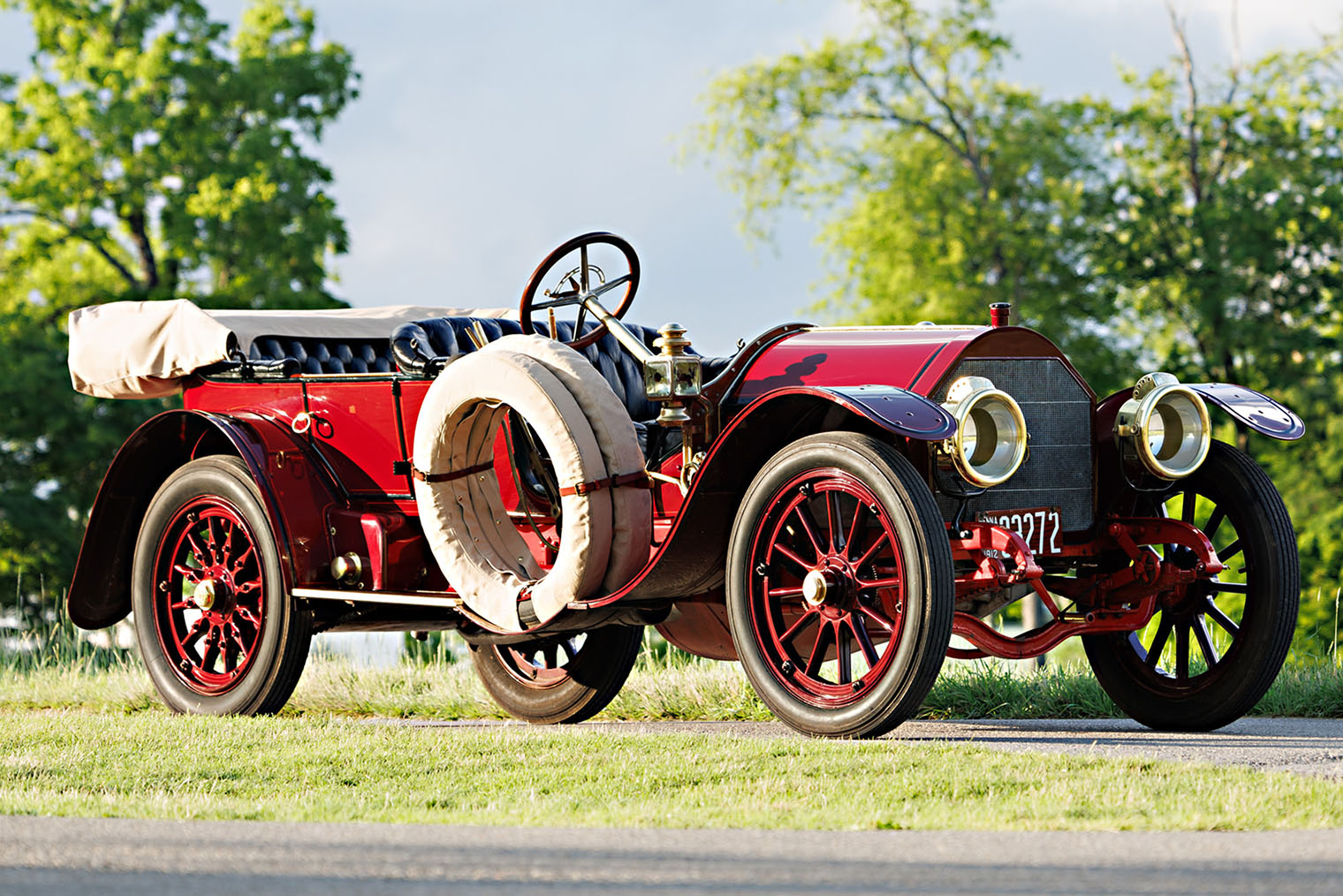 У Simplex 50 HP Toy⁠-⁠Tonneau 1912 года оригинальная комплектация, идеальная сохранность и полный комплект документов. Более века машина находилась в собственности одной семьи. Источник: goodingco.com