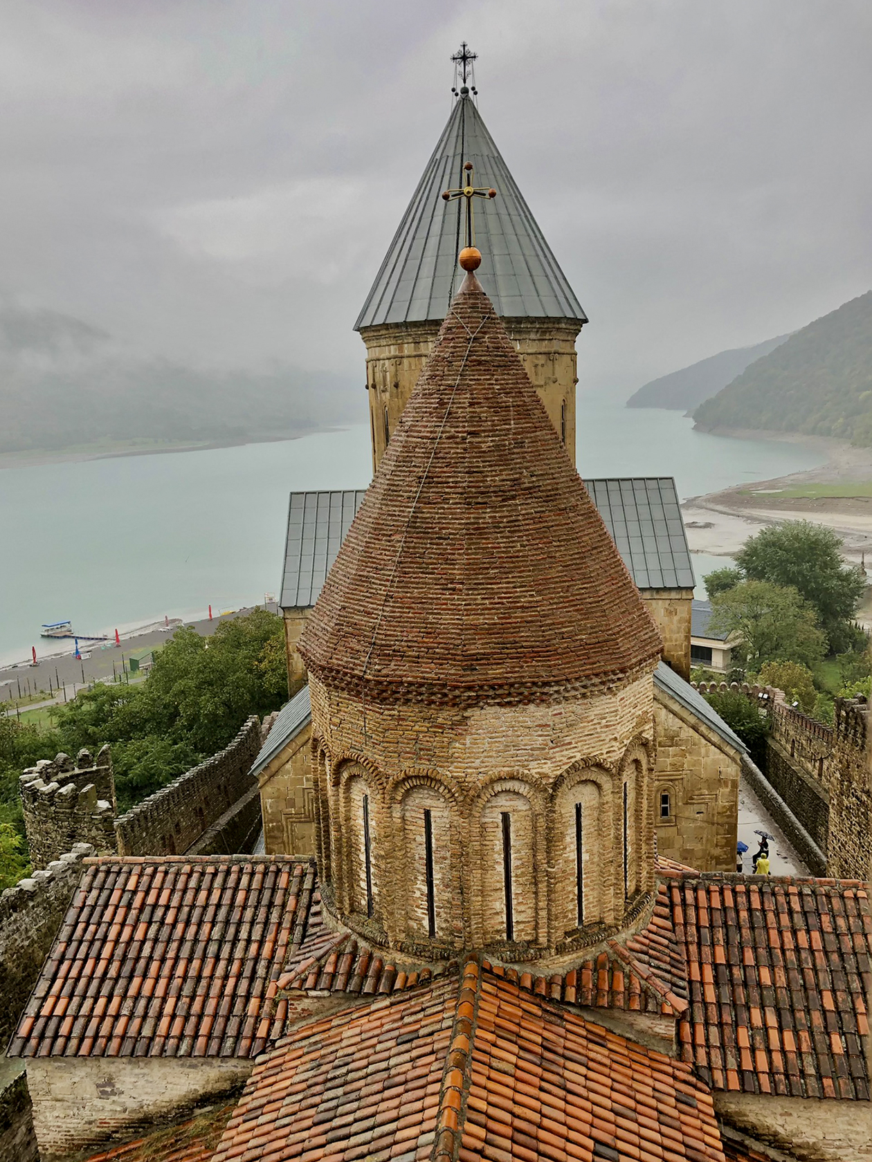 фото вид с крепости Ананури