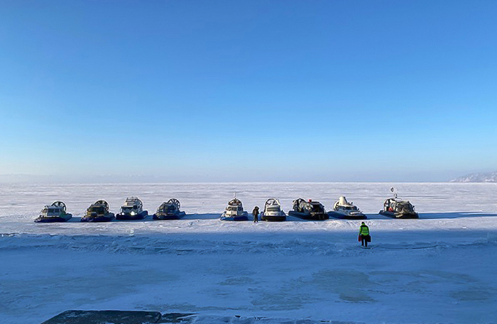 Стоянка хивусов в Листвянке