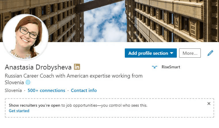 Если хотите показать, что открыты для предложений, то перечислите интересующие вас должности в отдельном блоке. Для этого нажмите на ссылку Get started