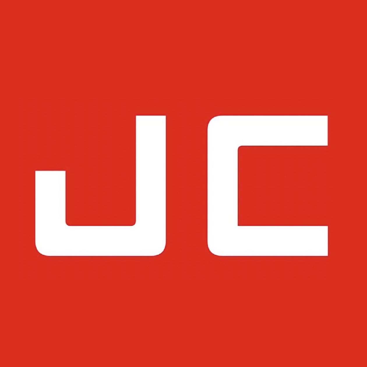 Логотипы Just Clothes и Uniqlo тоже уж больно похожи