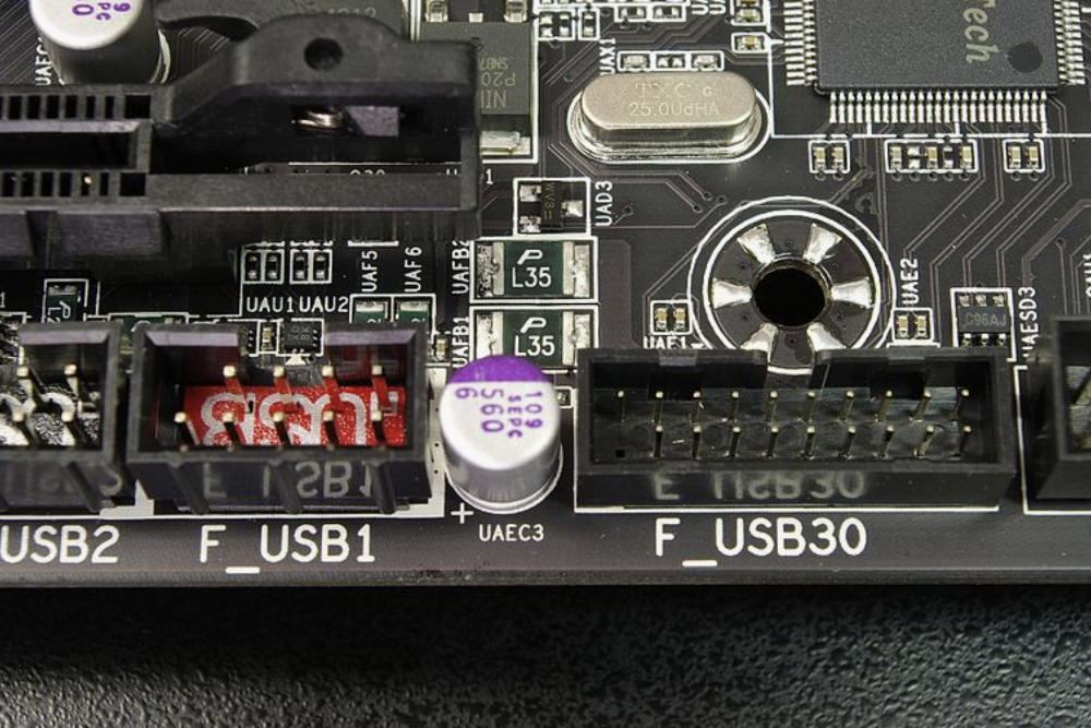 USB Header