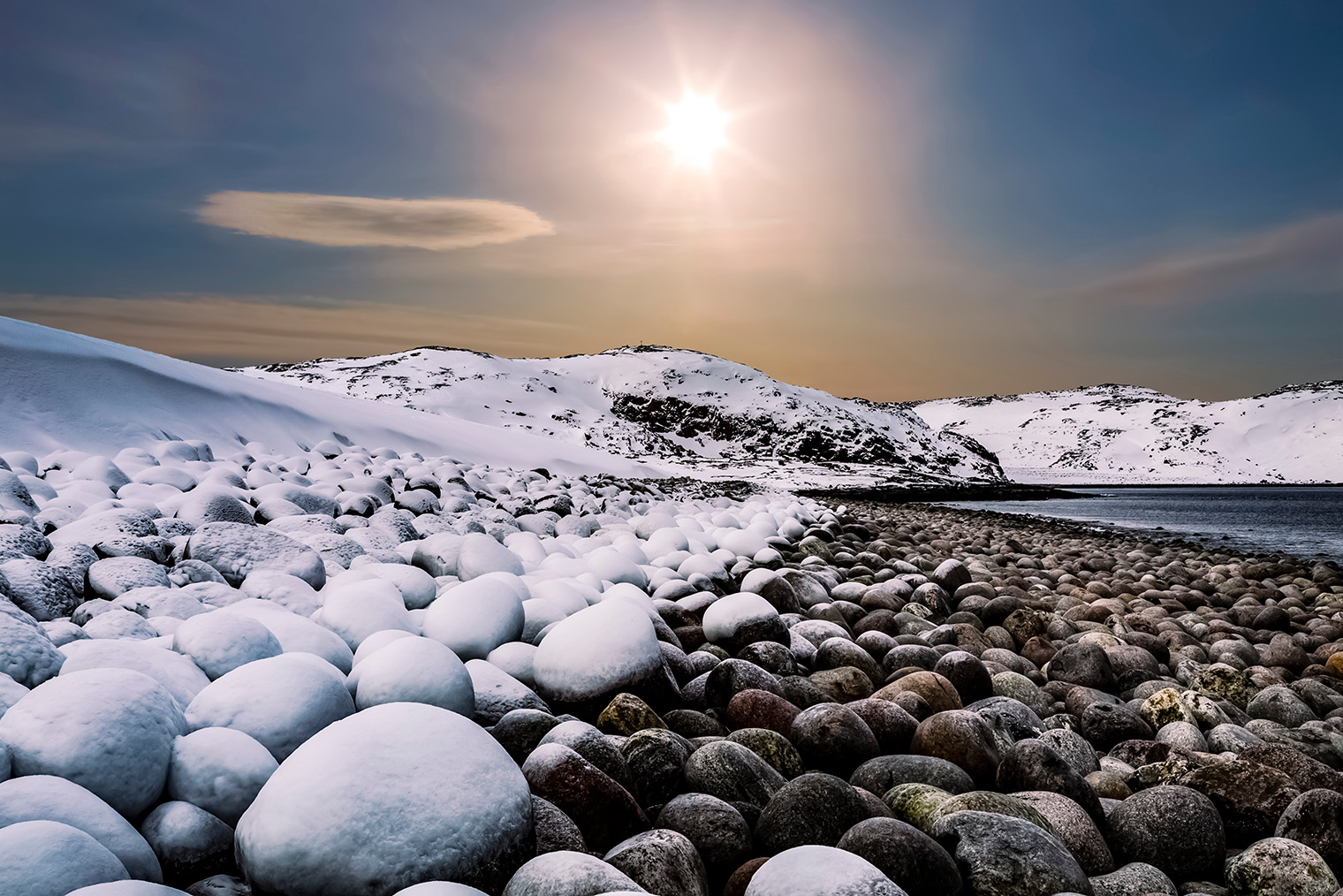 Пляж «Яйца динозавров». Фотография: volkova natalia / Shutterstock / FOTODOM