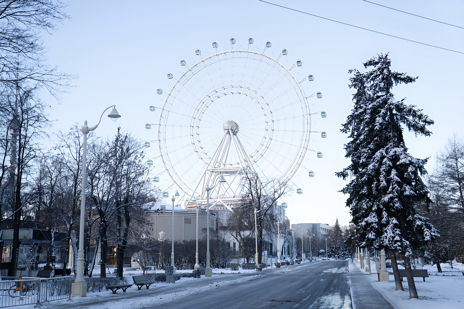 В кабинках «Солнца Москвы» можно проводить мероприятия: фотосессии, романтические свидания и даже регистрацию брака. Источник: vdnh.ru