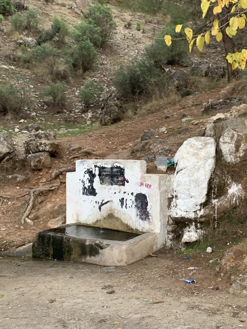 Воду я набирала в родниках по ходу движения — они были отмечены в картах