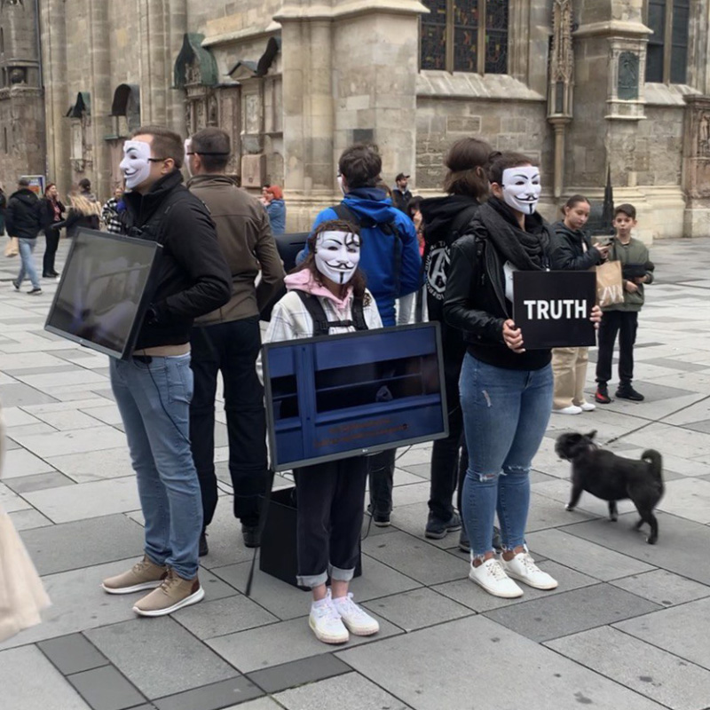 Забастовка в центре города против эксплуатации животных, в которой я принимала участие