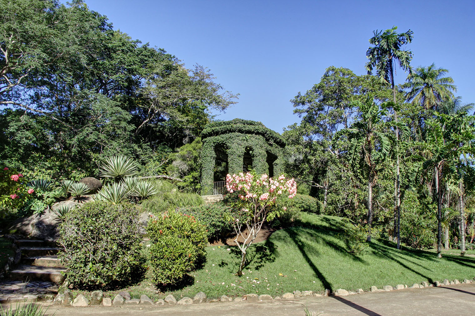 Советую заложить на прогулку не меньше двух часов. Фотография: Halley Pacheco de Oliveira / Wikimedia