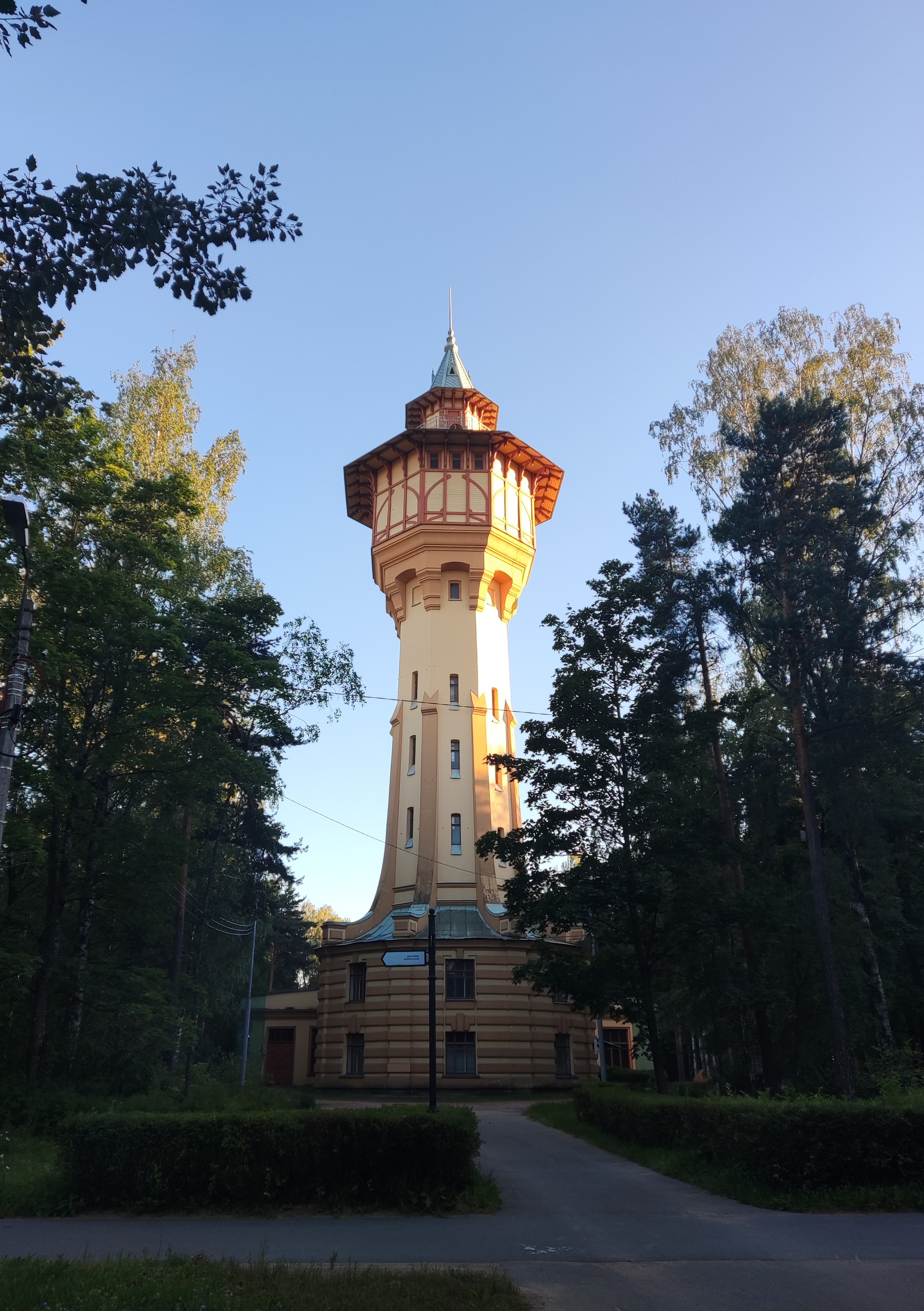 Гидробашня Петербургского Политеха.