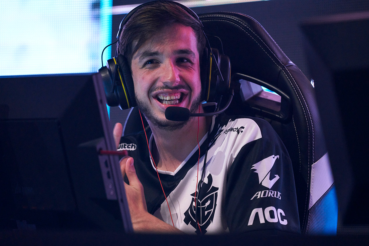 KennyS в четвертьфинале Corsair DreamHack Masters в 2019 году. Фото: Cooper Neill / Getty Images