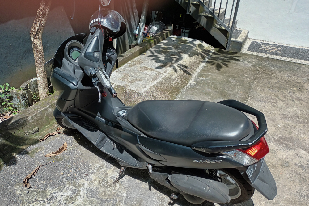 Yamaha NMAX, на которой я стал ездить после окончания недели дневника