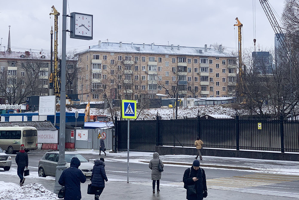 Пустырь на месте кинотеатра вызывает приступ ностальгии