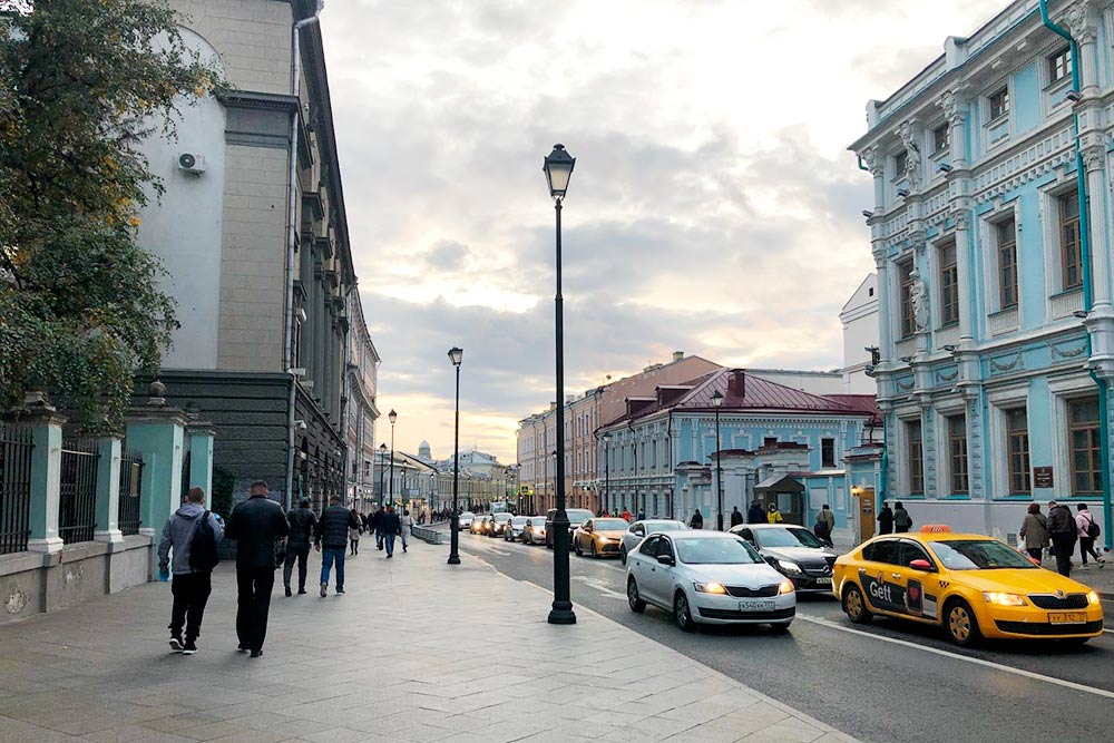 По дороге в салон. Одна из любимых улиц Москвы — Маросейка