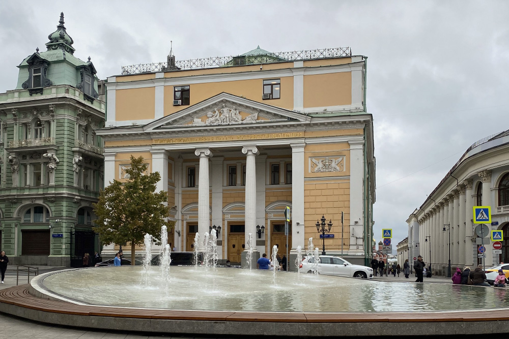 В центре, как всегда, красиво