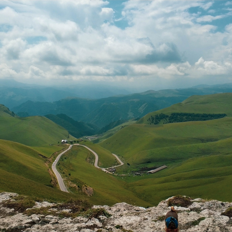 За облаками спрятался Эльбрус