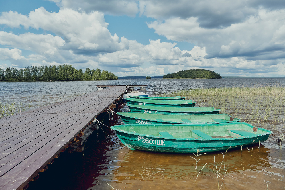 Причал на территории турбазы. Источник: shishki-karelia.ru