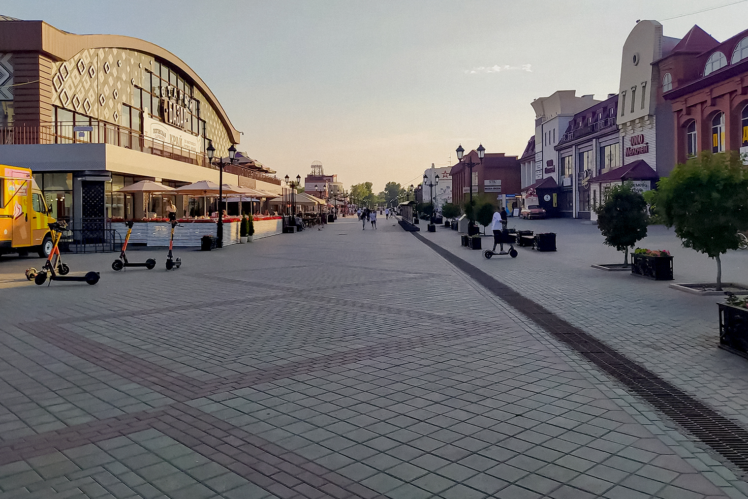 Мало-Тобольская улица в Барнауле