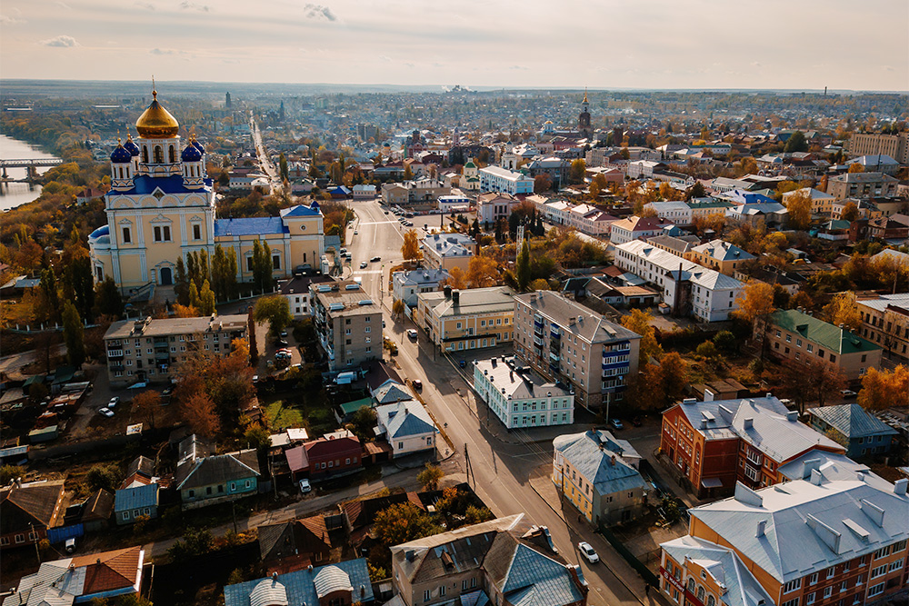 Атмосфера уютных улочек сохранилась. В городе приятно гулять не торопясь. Источник: Vladimir Mulder / Shutterstock