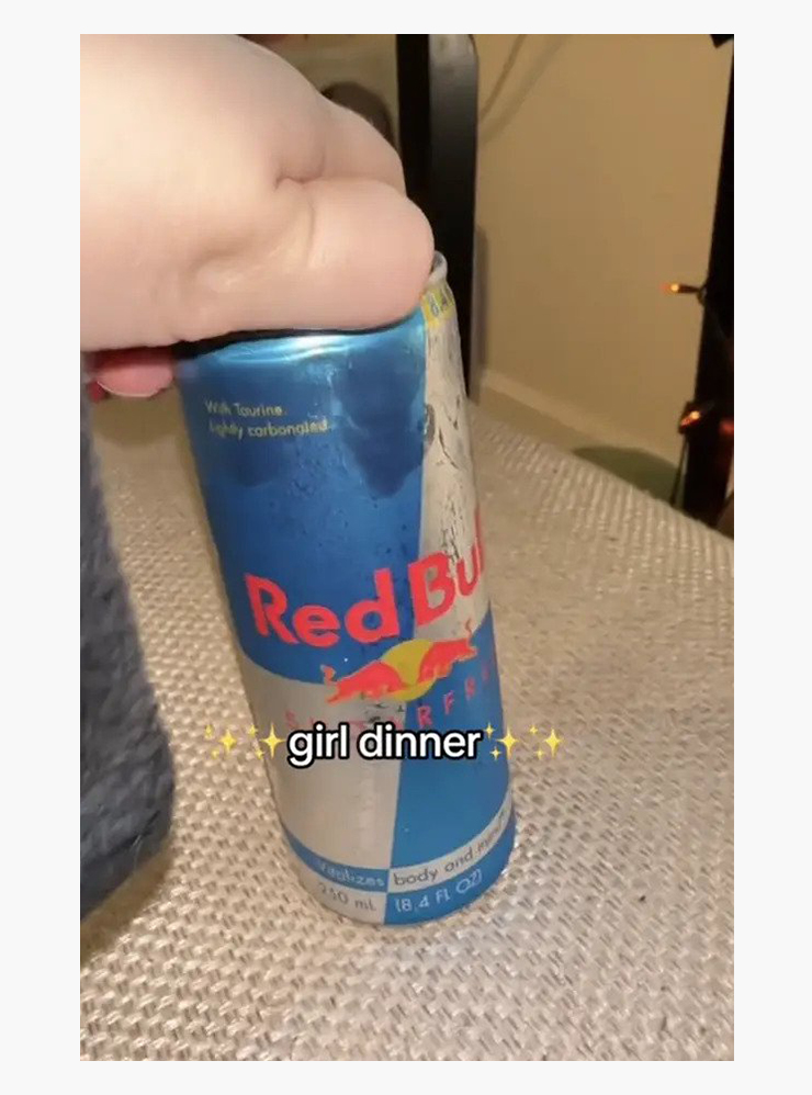 Примеры Girl Dinner. Источник: buzzfeed.com