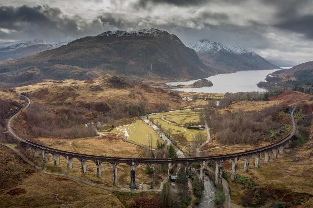 Так виадук выглядит с дрона. Фотография: Christopher Chambers / Shutterstock / FOTODOM