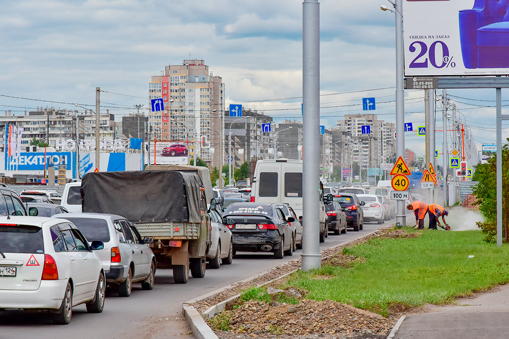 В часы пик движение в городе очень затруднено. Автор: Busurmanov / Shutterstock