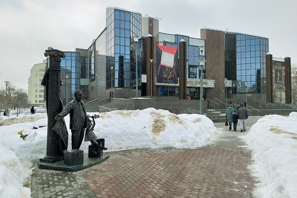 ТЮЗ в Саратове внешне совсем не похож на детский театр