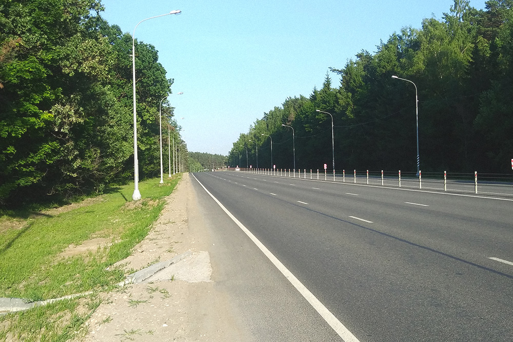 По такой дороге я еду на работу, в том числе и на велосипеде