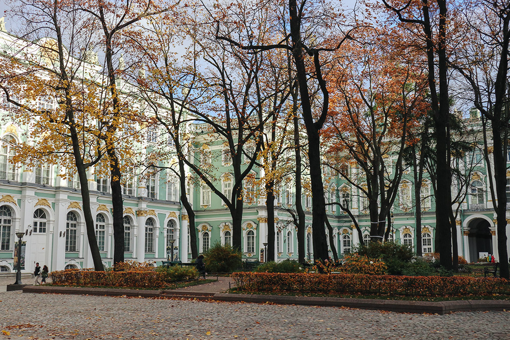 Осенью в музеи попасть проще, чем летом. Фото: Анастасия Осян