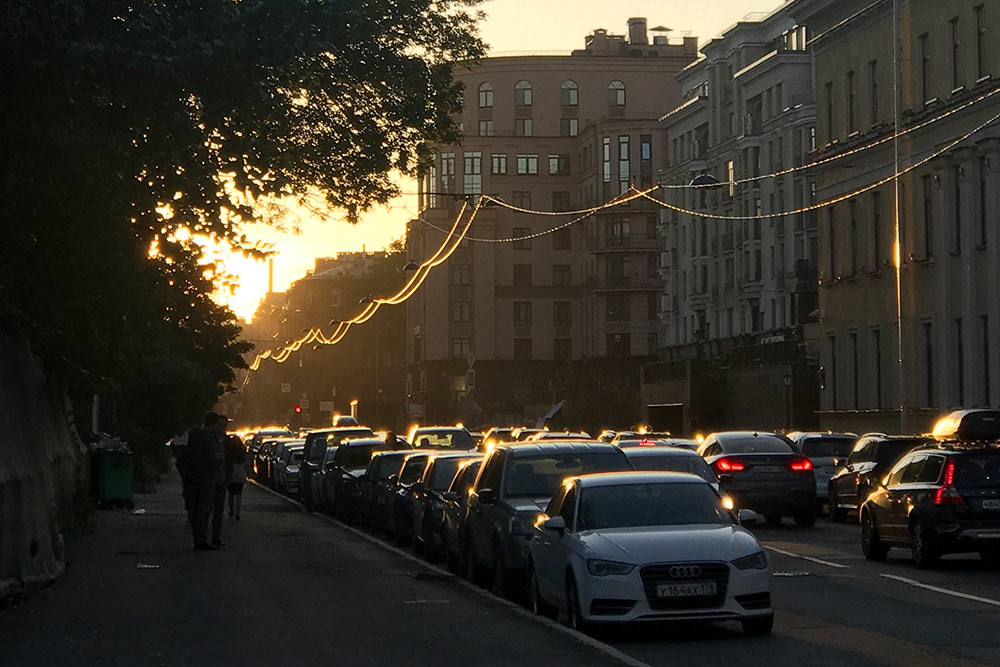 Очередной солнечный день в Петербурге