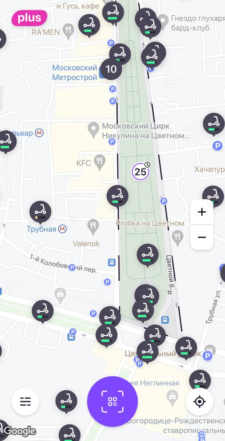 На карте в приложениях можно найти самокаты поблизости и проверить, где именно их можно припарковать