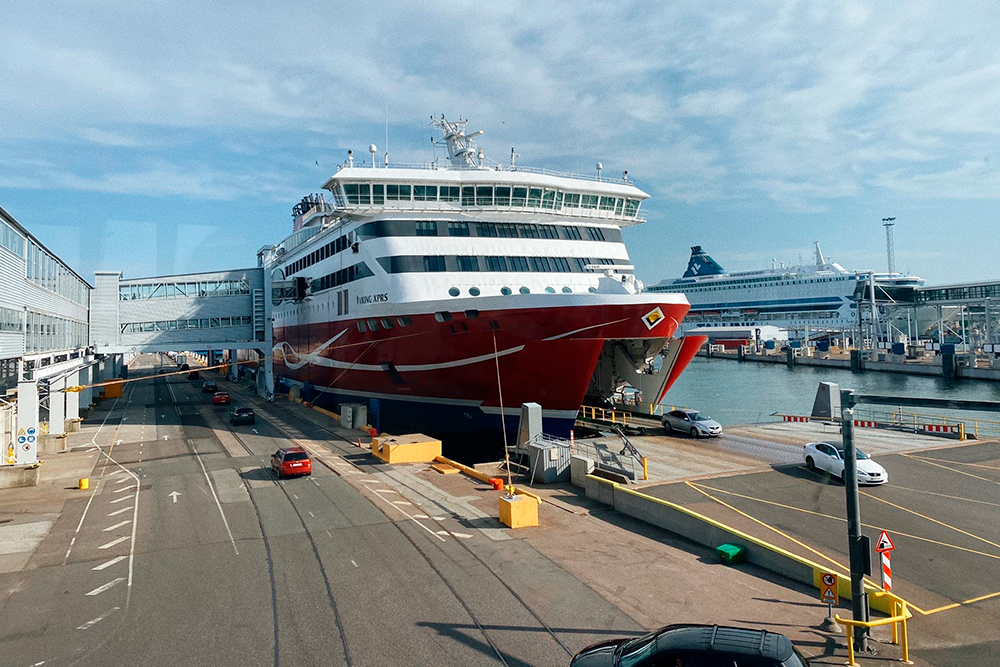 Паром Viking Line, на котором мы приплыли в Таллин из Хельсинки