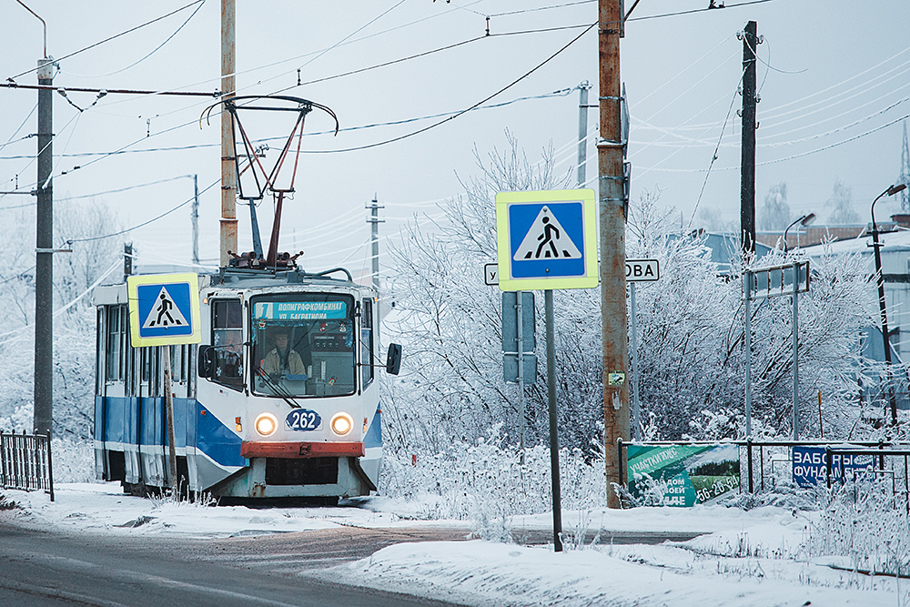 Треть городских трамваев старые