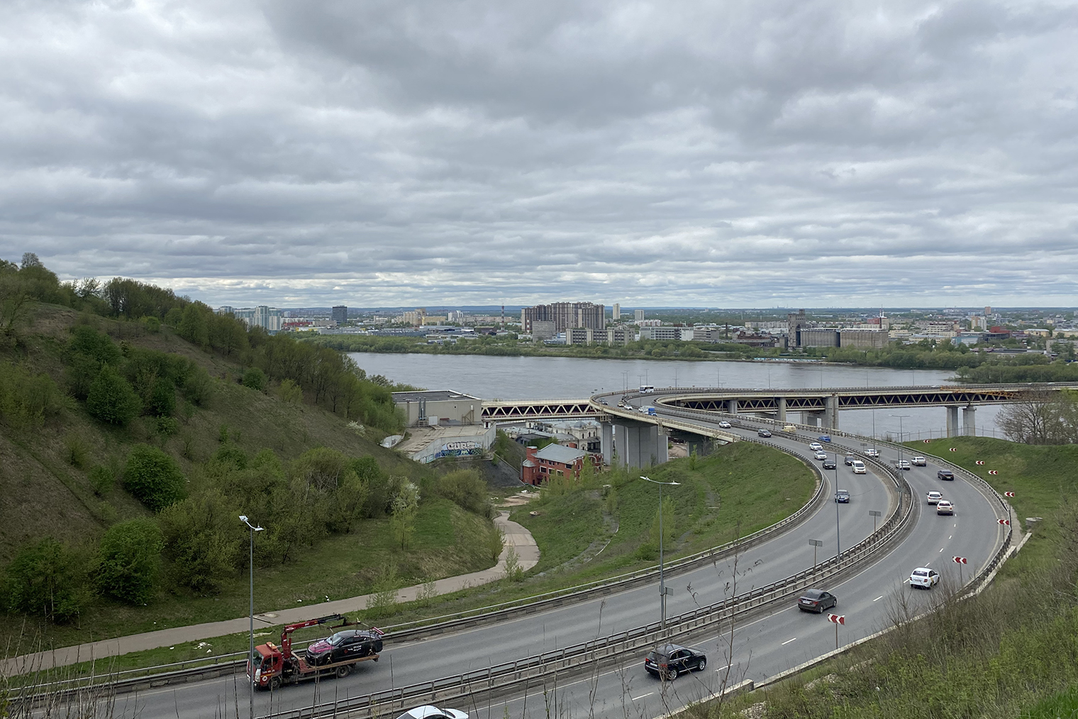 Вид на метромост с Гребешковского откоса