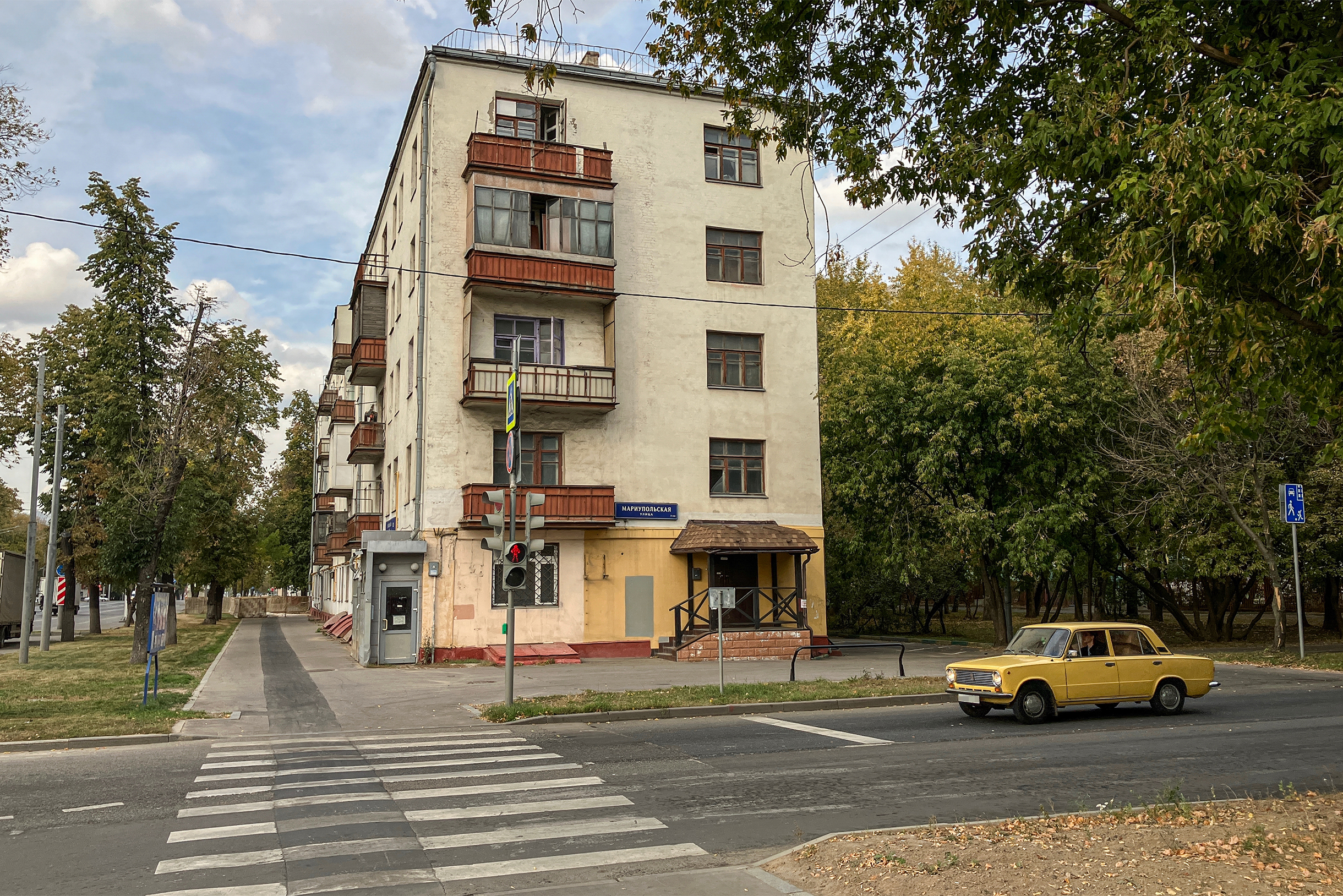 Большинство старых домов не выше пяти этажей