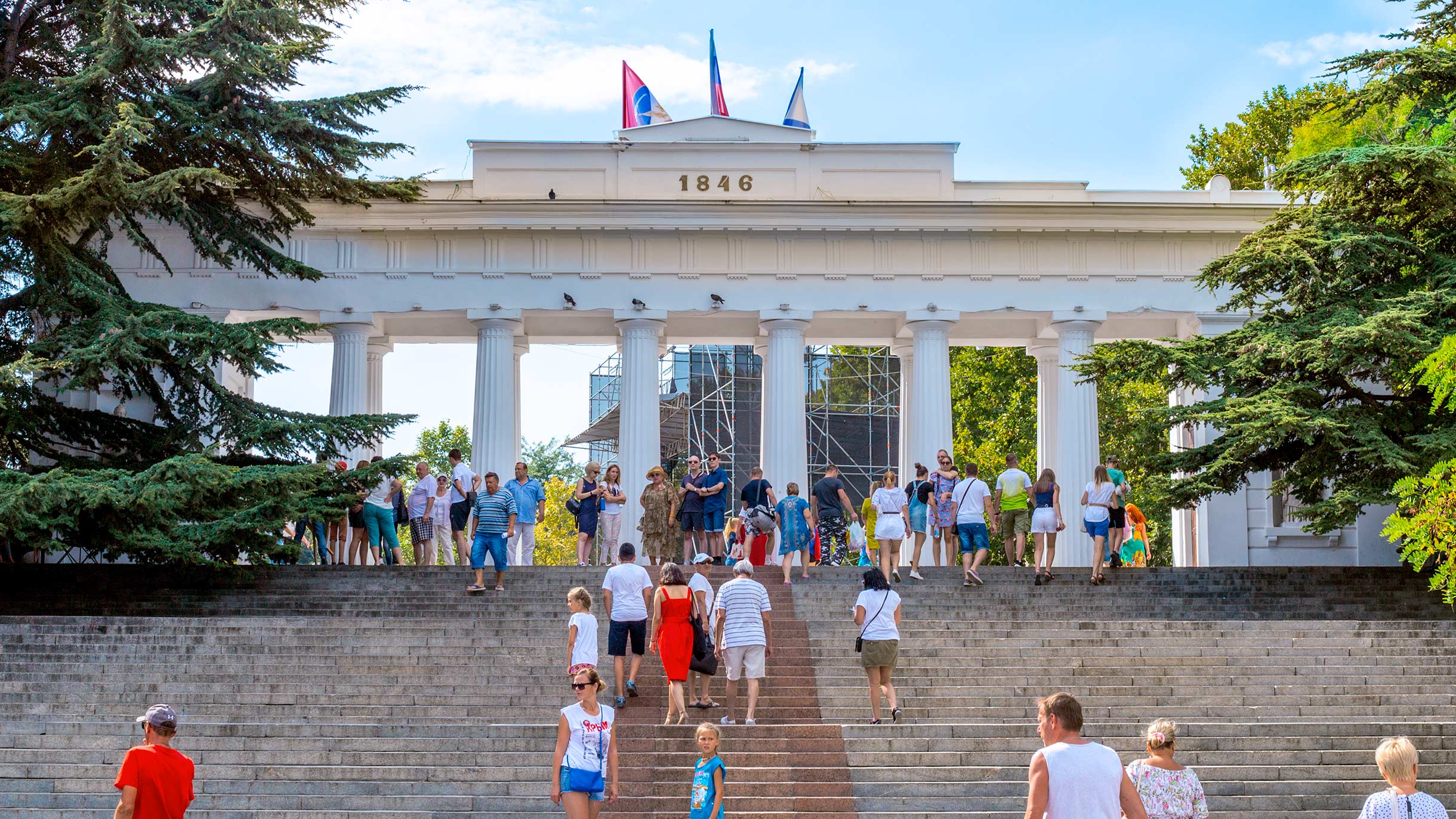 Жизнь в Севастополе