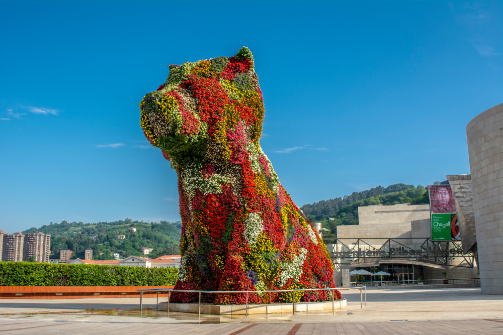 «Паппи» Джеффа Кунса. Фото: Dolores Giraldez Alonso / Shutterstock