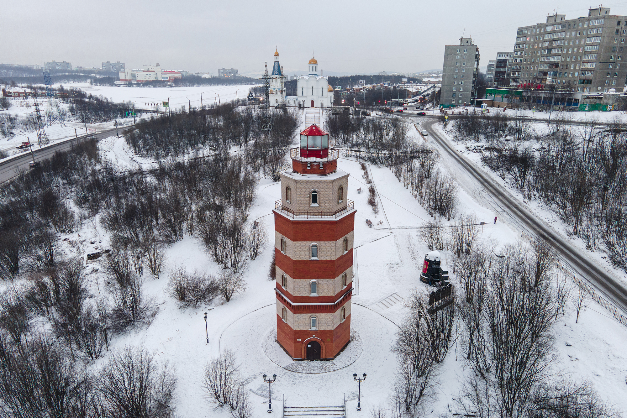 Возле башни установили рубку подводной лодки «Курск»