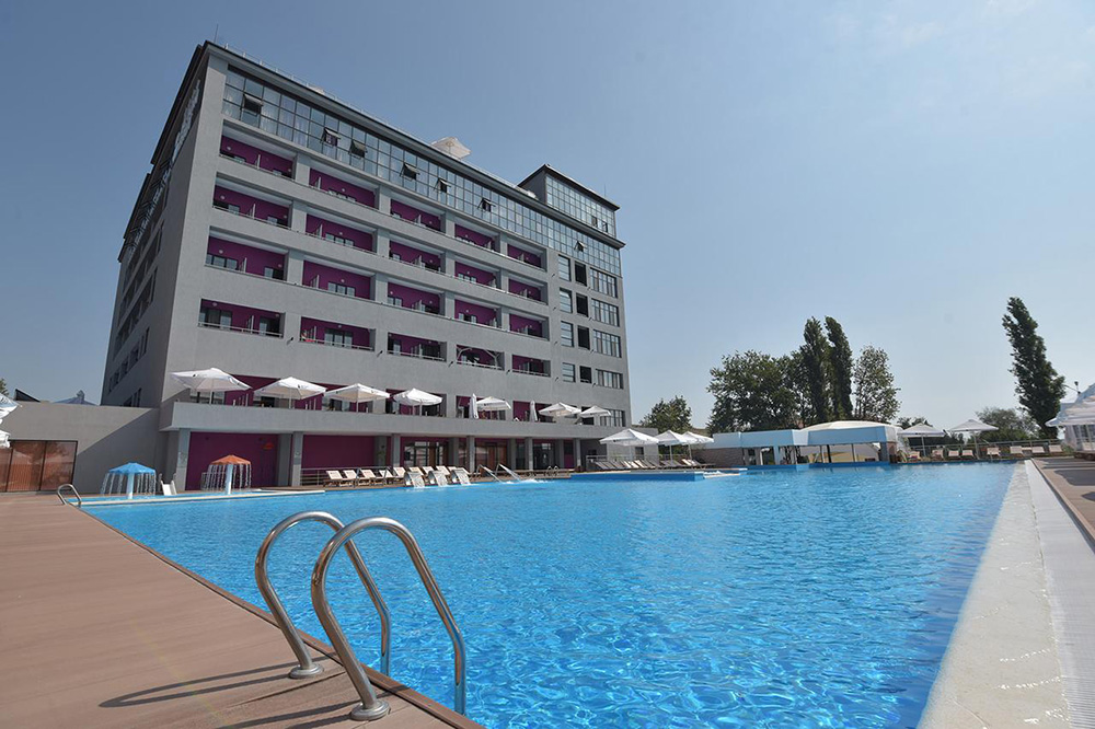 Источник: Beton Brut All Inclusive & Spa Hotel in Miracleon / Booking