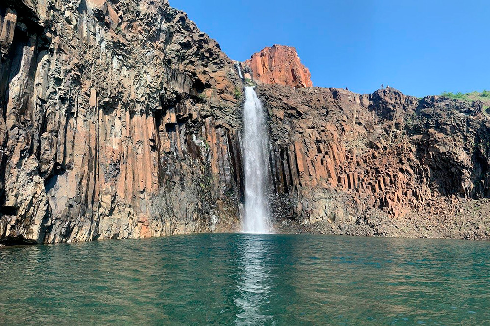 Водопад на Красных Камнях