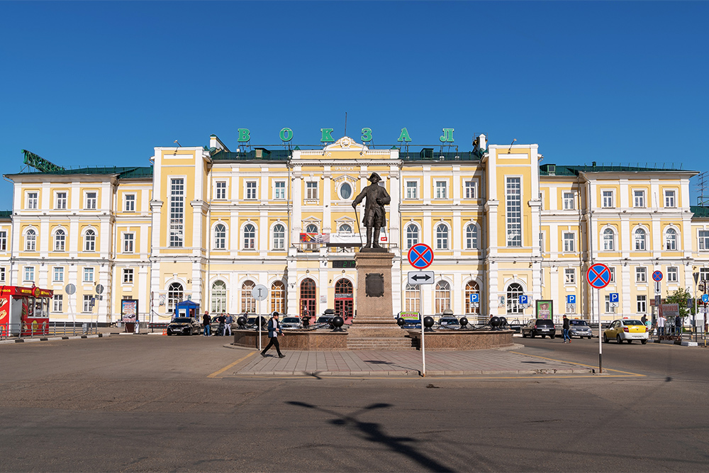 Железнодорожный вокзал. Источник: Vadim Orlov / Shutterstock