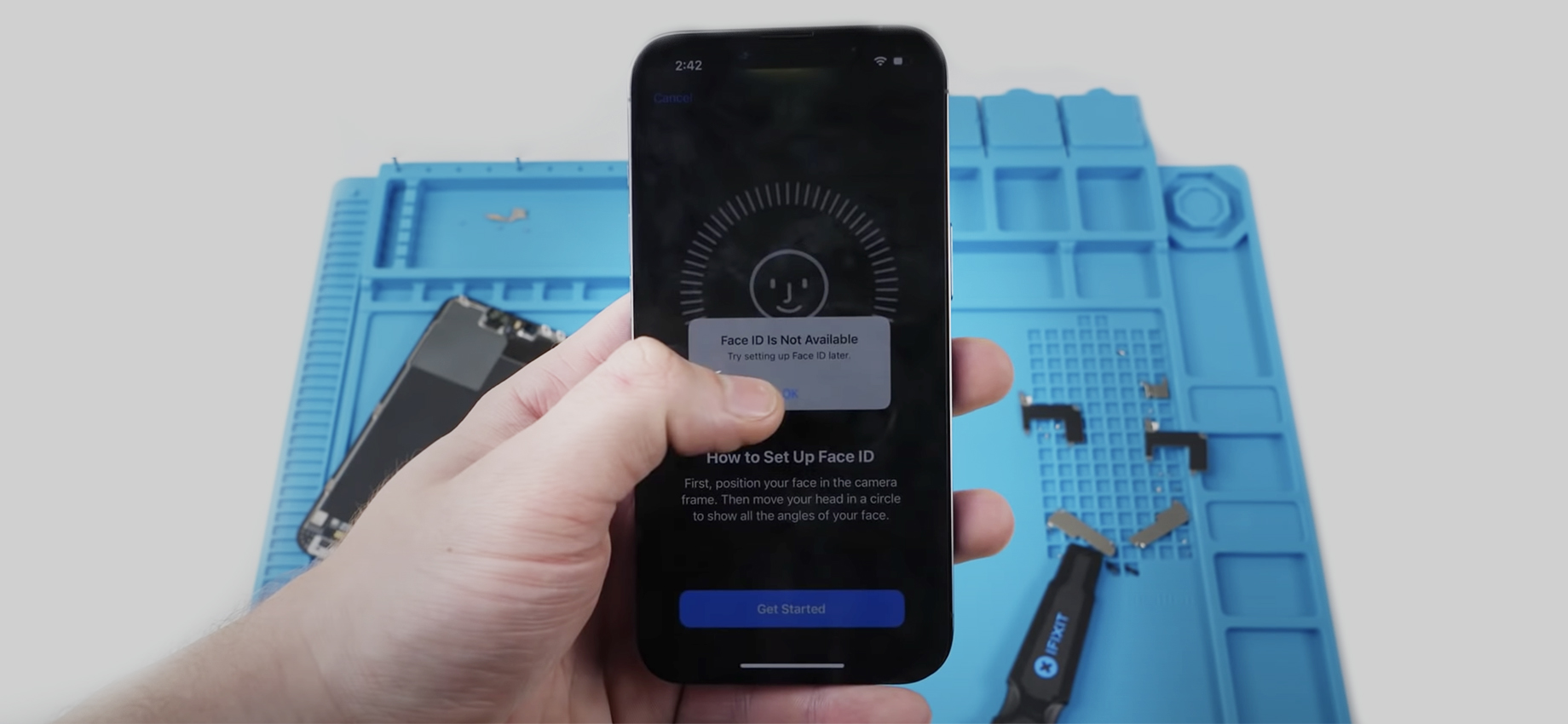 iPhone 13 блокирует Face ID, если заменить экран в неавторизованном сервисе