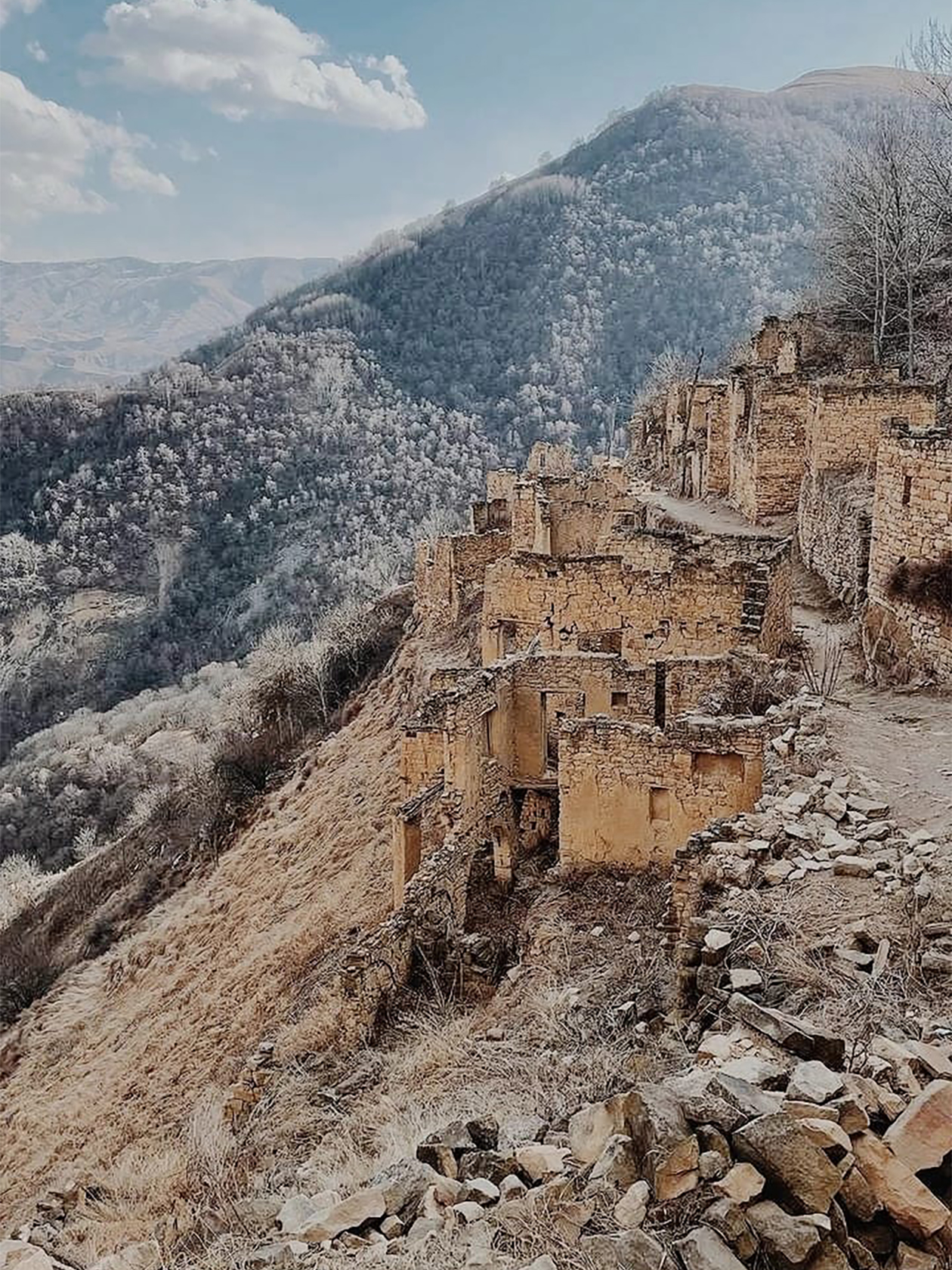 Ездили в заброшенный город⁠-⁠аул Гамсутль