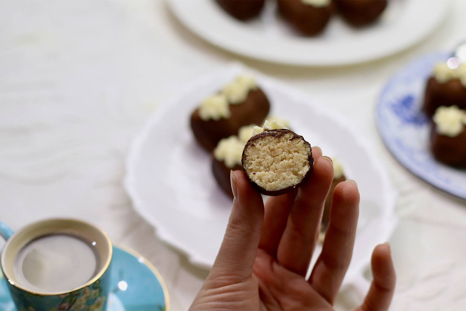 Пирожное в разрезе — выглядит вкусно