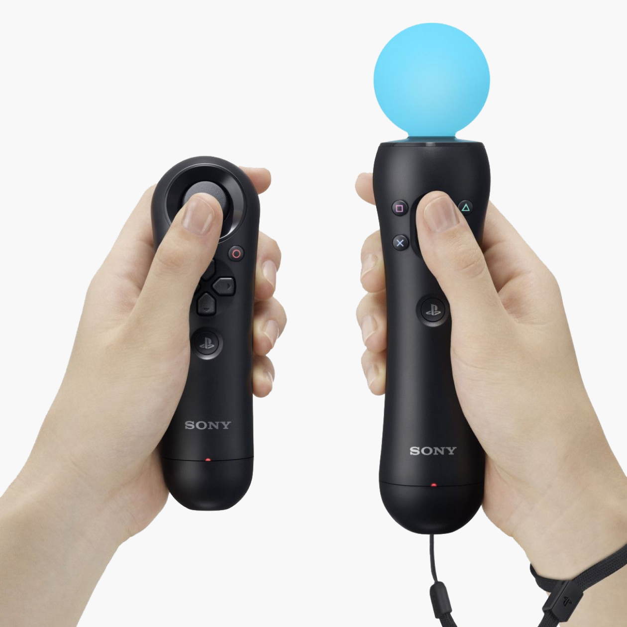 Справа — PS Move, слева — навигационный контроллер