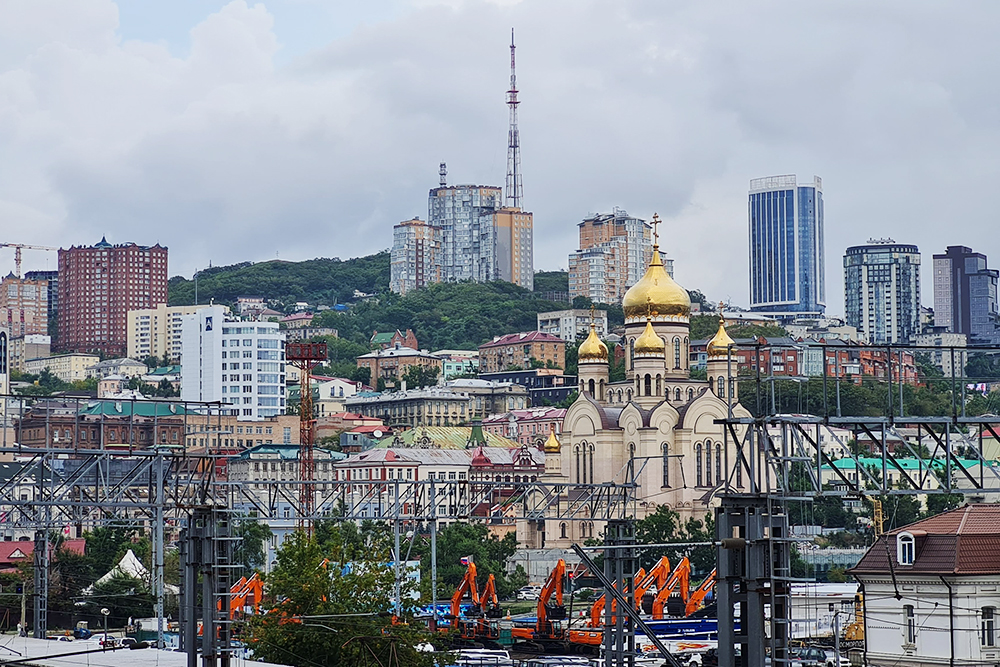 Город лежит на сопках