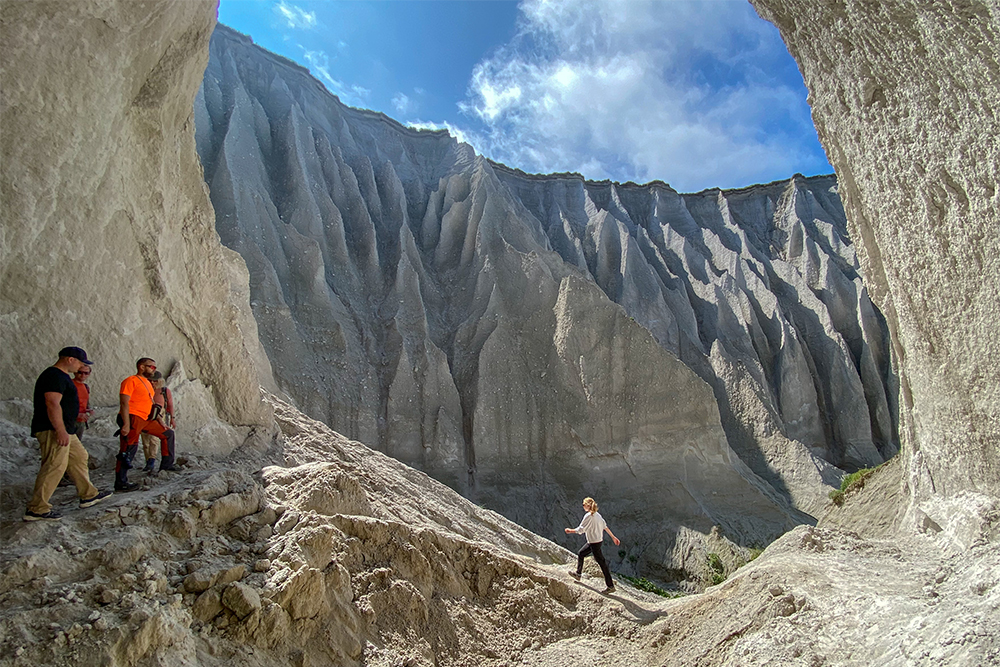 Белые скалы Итуруп фото