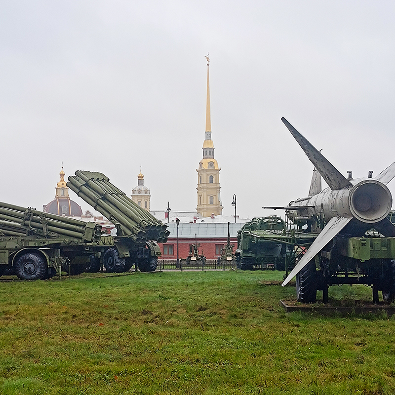 Непривычный для меня вид на Петропавловку