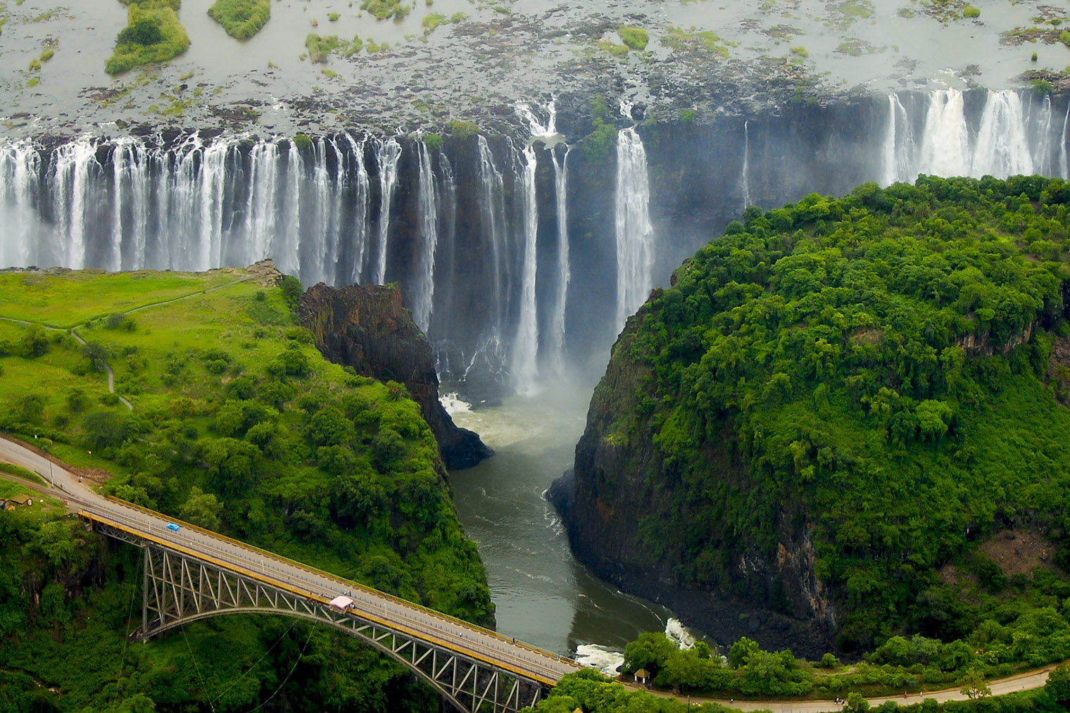 Водопад Виктория. Фотография: Photon-Photos / Shutterstock / FOTODOM