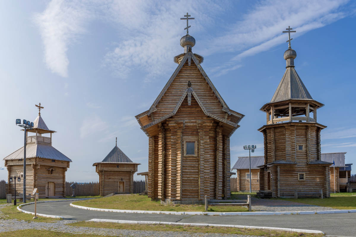 Копию Обдорского острога возвели по старинной технологии — без гвоздей. Фотография: Karasev Viktor / Shutterstock / FOTODOM